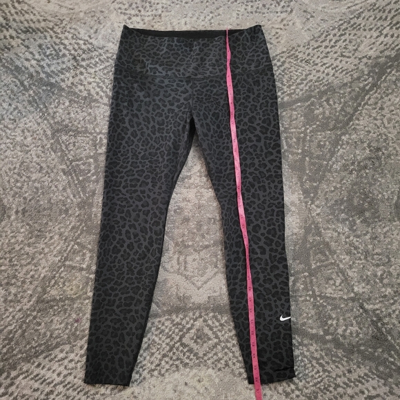 Nike Women One Dri-Fit HR Leopard Print Legging Size Large - Picture 5 of 12